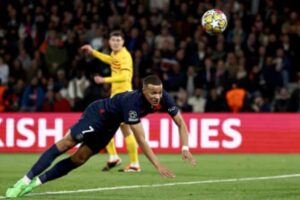 Barcelona Stages Sensational Comeback Against PSG in Champions League Quarterfinal First Leg