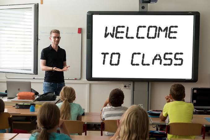 How to Introduce Yourself in Class