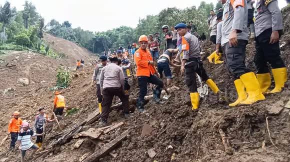 Landslide Hits Papua New Guinea